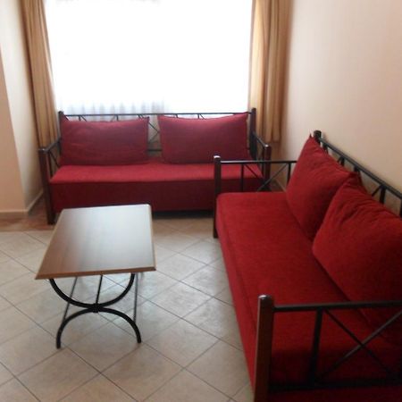 غومْبيت Club Arya Apart Hotel الغرفة الصورة