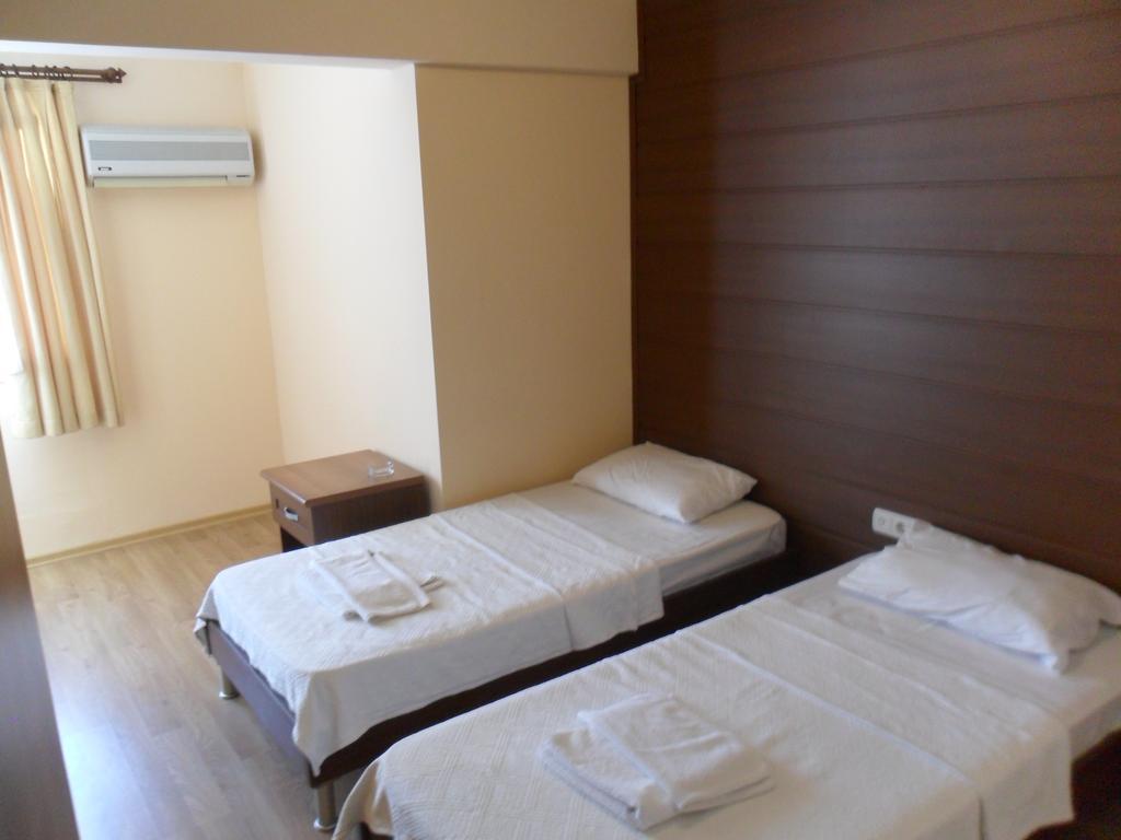 غومْبيت Club Arya Apart Hotel الغرفة الصورة